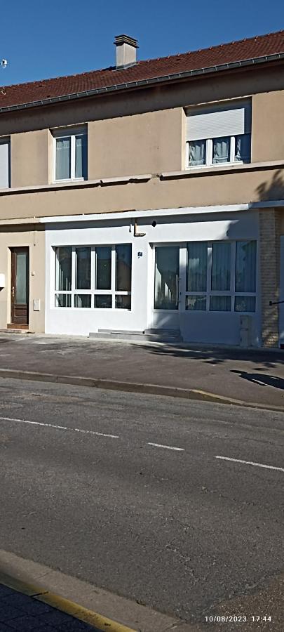 Le Local Apartment Koenigsmacker Exterior photo
